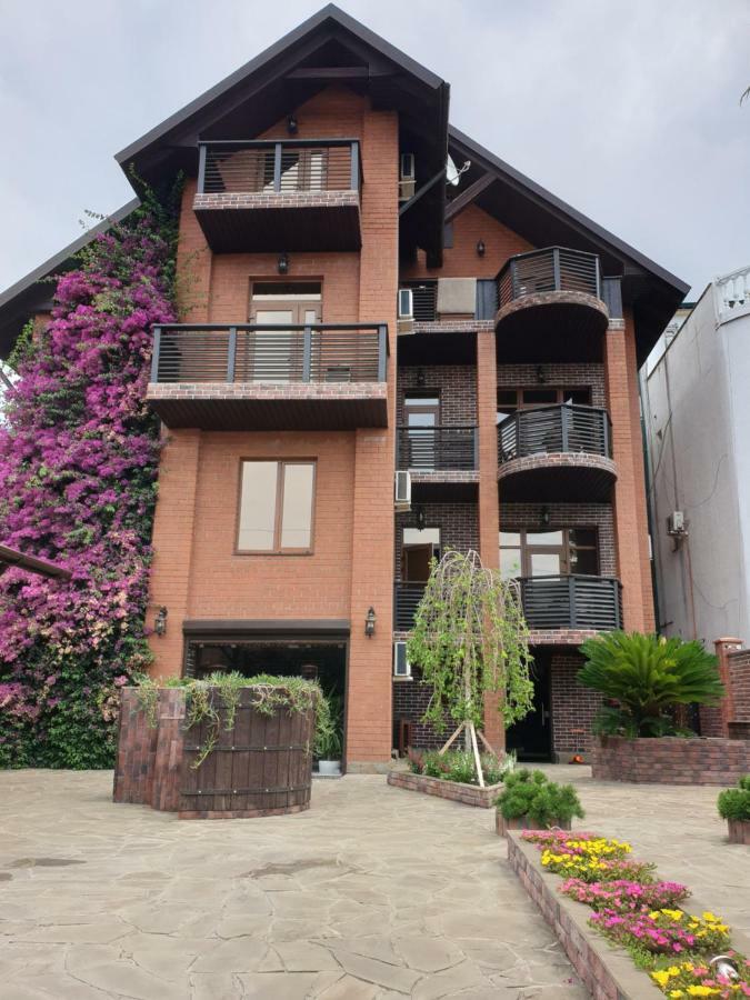 Guest House Belweder Gagra Buitenkant foto